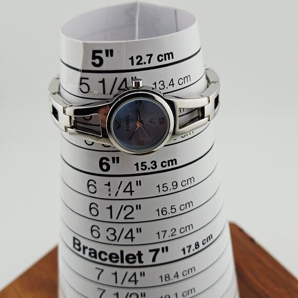Fossil Silver Tone Bracelet Link Watch Light Blue Dial Y2K Iconic Style ES-9380 - Picture 7 of 7